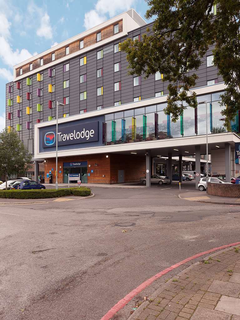 Ibis Budget London Heathrow Central Cranford Eksteriør bilde
